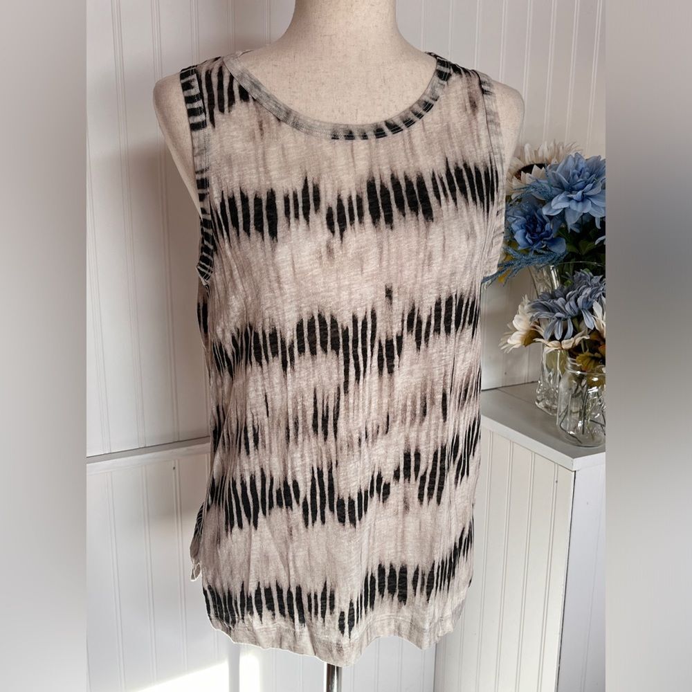 Faded Black & White Stripe Print Tank Top